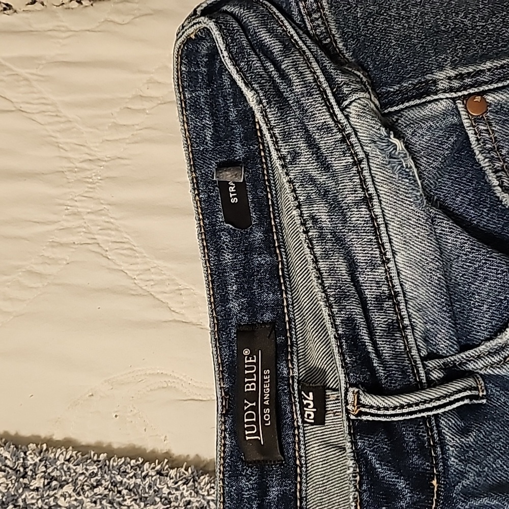 Judy blue jeans straight leg 15/32